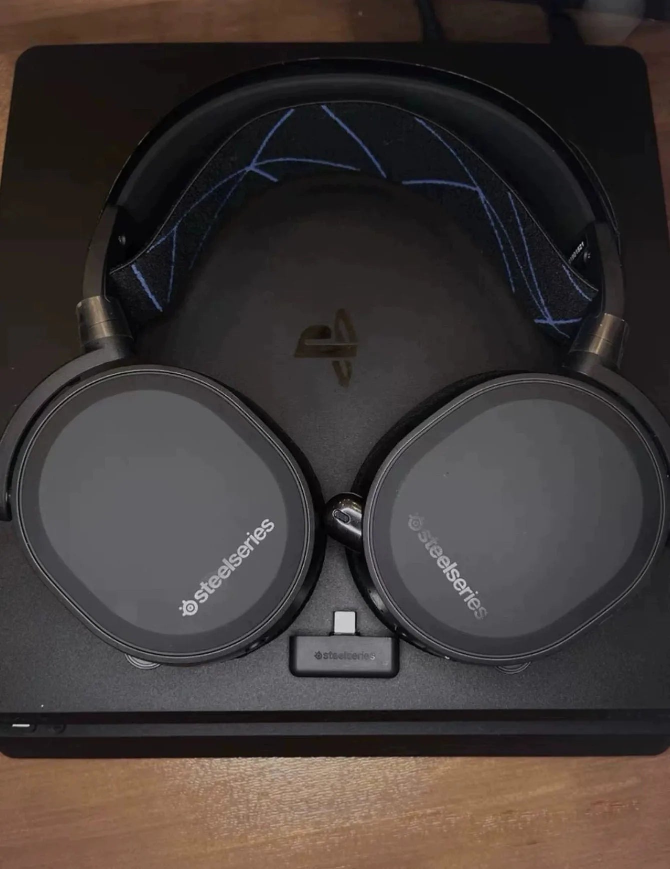 Fone de ouvido para jogos sem fio SteelSeries Arctis 7P com fone de ouvido DTS: X 7.1 Surround