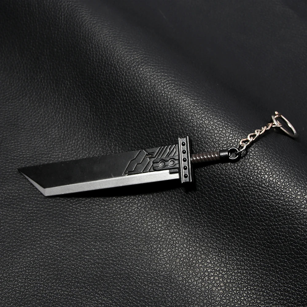 Game Final Fantasy 7 Keychain Cloud Strife Buster Metal Weapon Pendant Key Chain For Cosplay Props Unisex Pendant Jewelry Gift