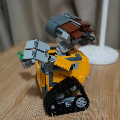 687PCS Robot Wa-l-li Building Bricks Movie series robot Compatible 21303 DIY Model For Child Toys Gift