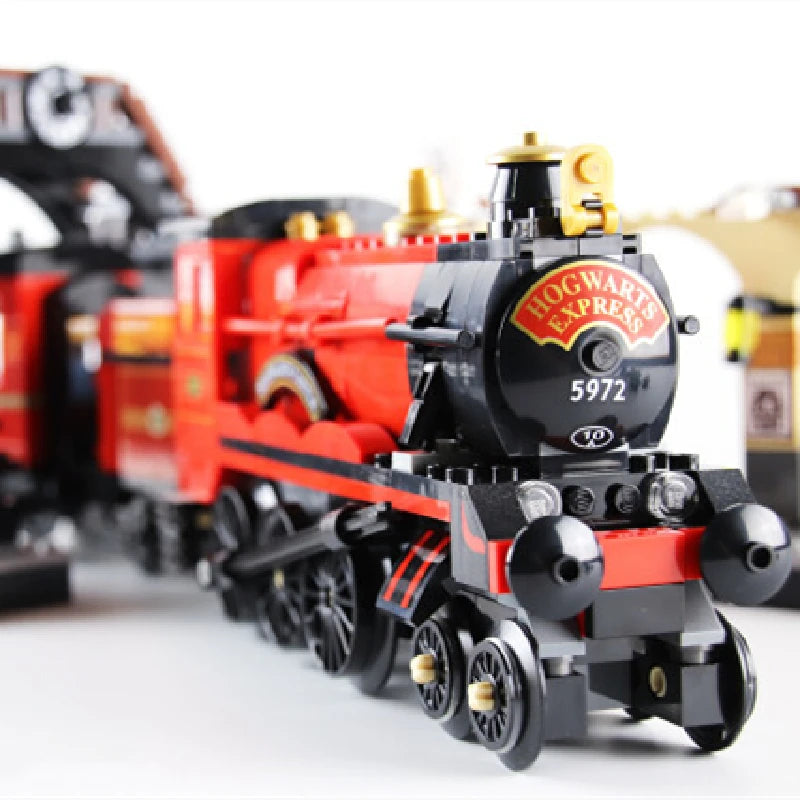 Magic Movie Series Express Train Creative and Versatile Creative Building Assembly Bricks Toys Kid Gifts Toys Christmas 75955